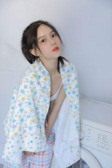 上面一边亲下一边面膜使用方法